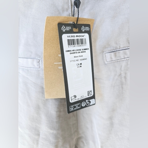 VERO MODA Mushroom Brown Grey Tan  Shorts with Tie Waist Size M - Picture 8 of 9